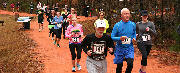 10K runners in the 2013 Russell Forest Run